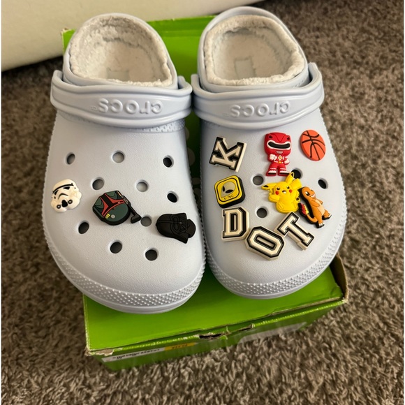 Crocs (fur lined) - Picture 1 of 4